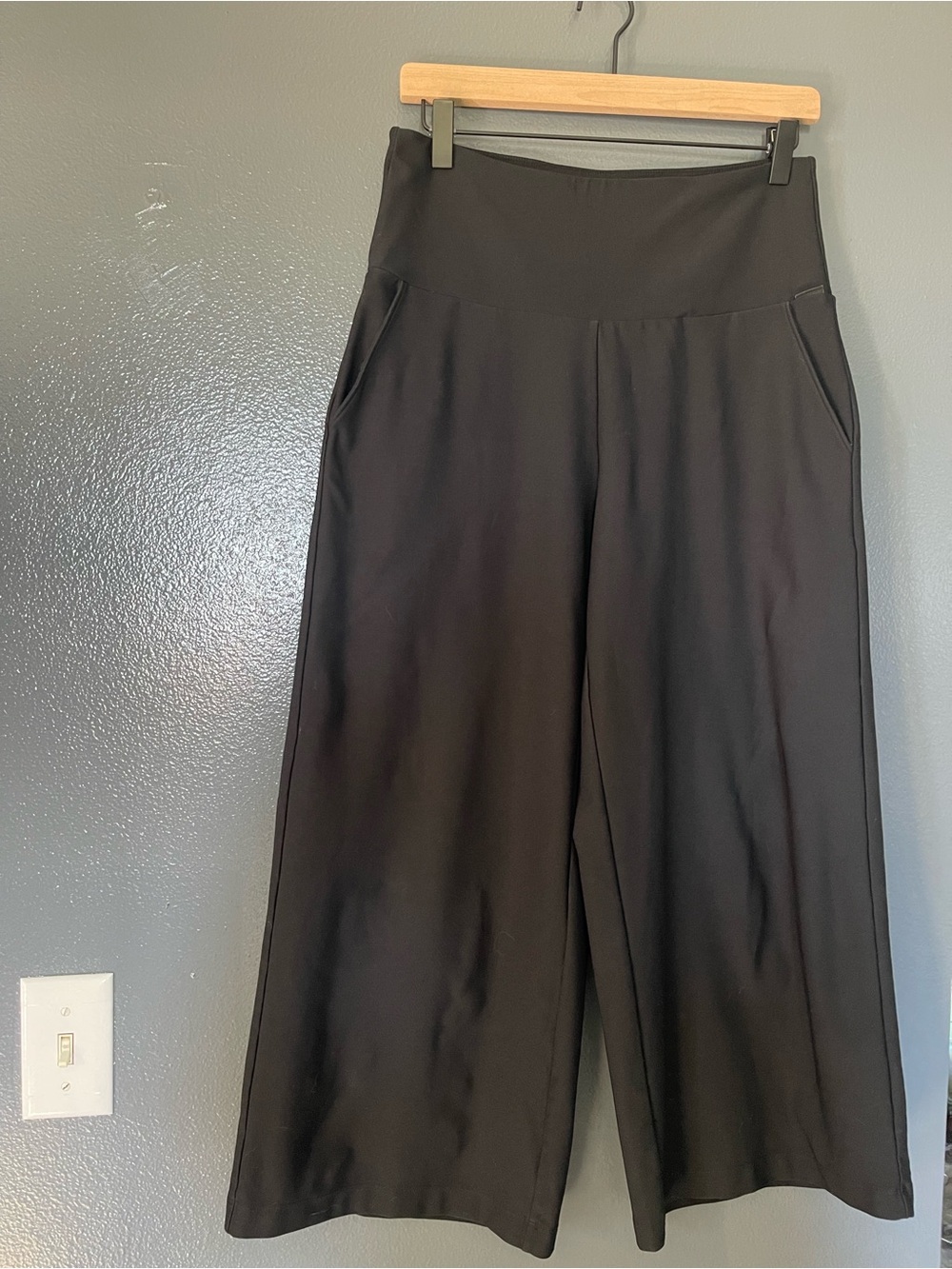 MPG Sport Black Wide-Leg Pull-On Pants, Side Pockets, Medium